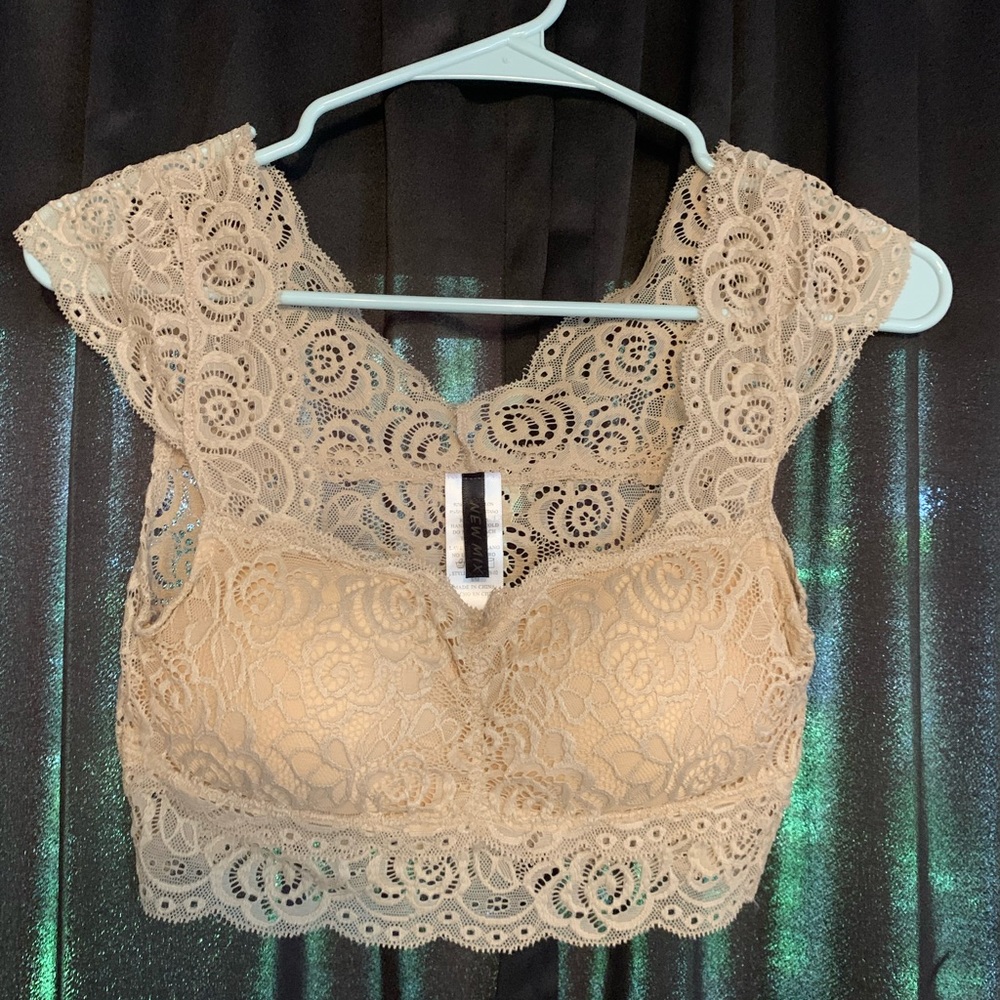Lace crop top